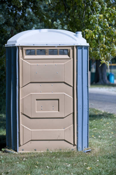 Best Porta potty rental near me  in Griffith, IN
